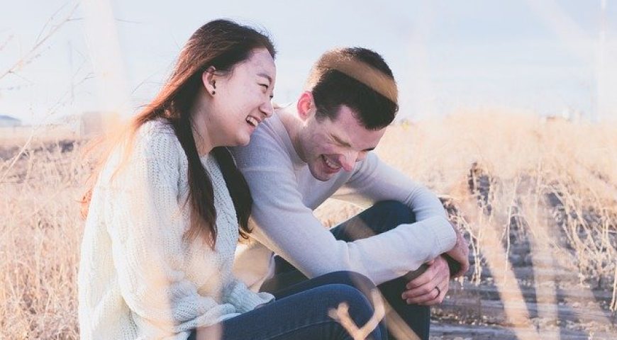 Couple qui rigole